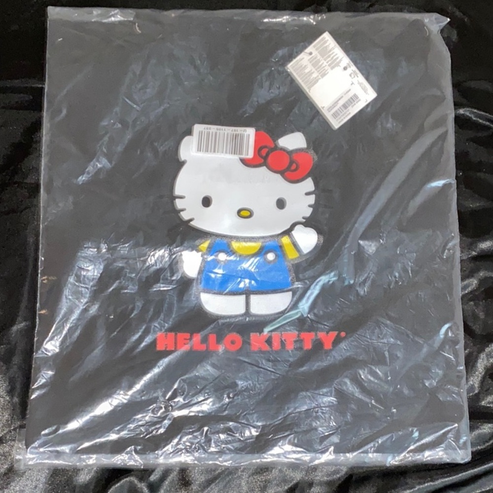 Forever 21 Black Hello Kitty Tote